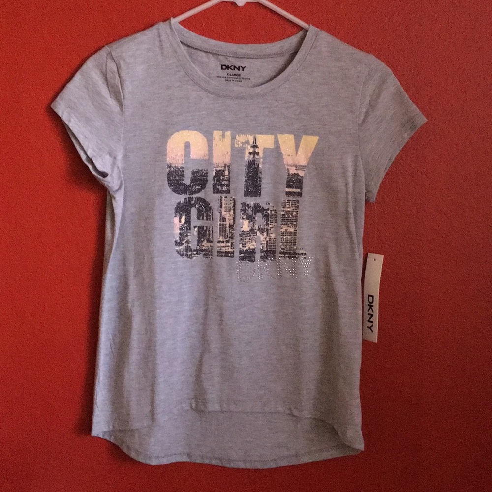 T-shirt/Tee: 60% cotton , 40% polyester